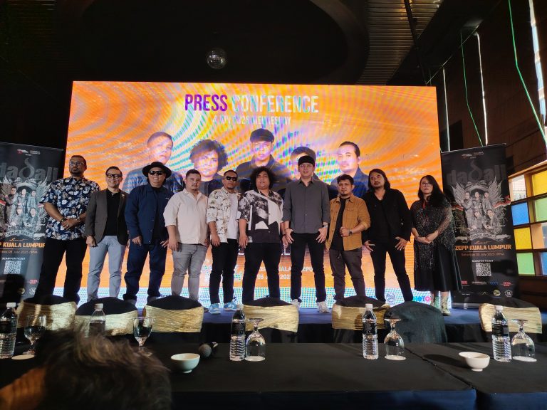 Dadali, Official Poster, zepp kl