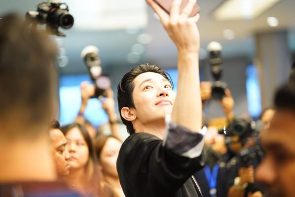 Lee Soo-hyuk Cipta Fenomena di Bukit Bintang, Peminat Serbu Tanpa Henti!
