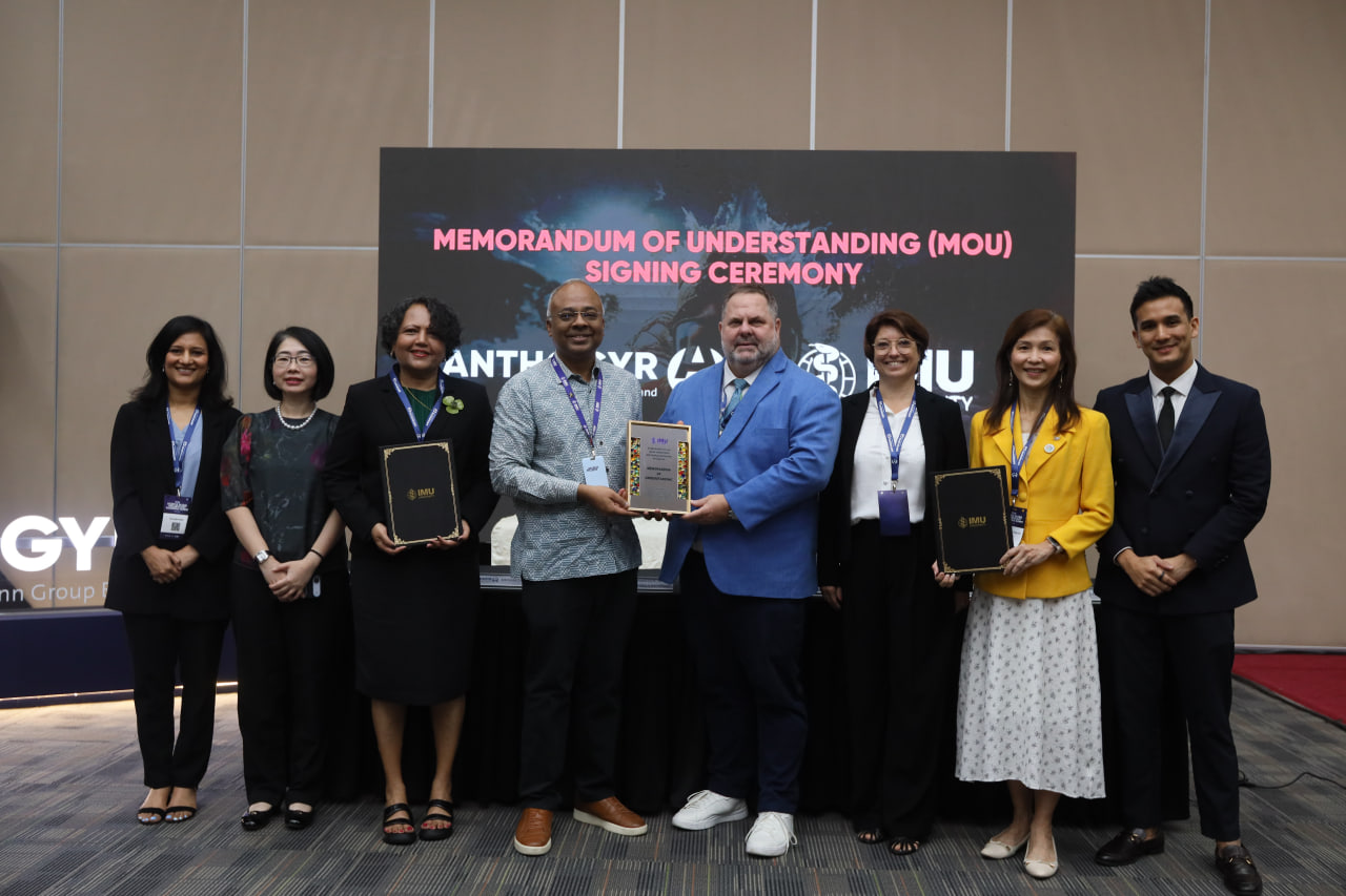 Majlis pemeteraian memorandum persefahaman (MoU) rasmi sempena pelancaran Pusat Kecemerlangan Anthogyr di Universiti IMU
