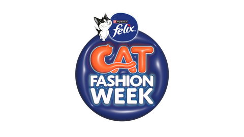 Lencana bulat logo rasmi Purina Felix Cat Fashion Week berwarna biru dan jingga dengan ilustrasi maskot kucing Felix