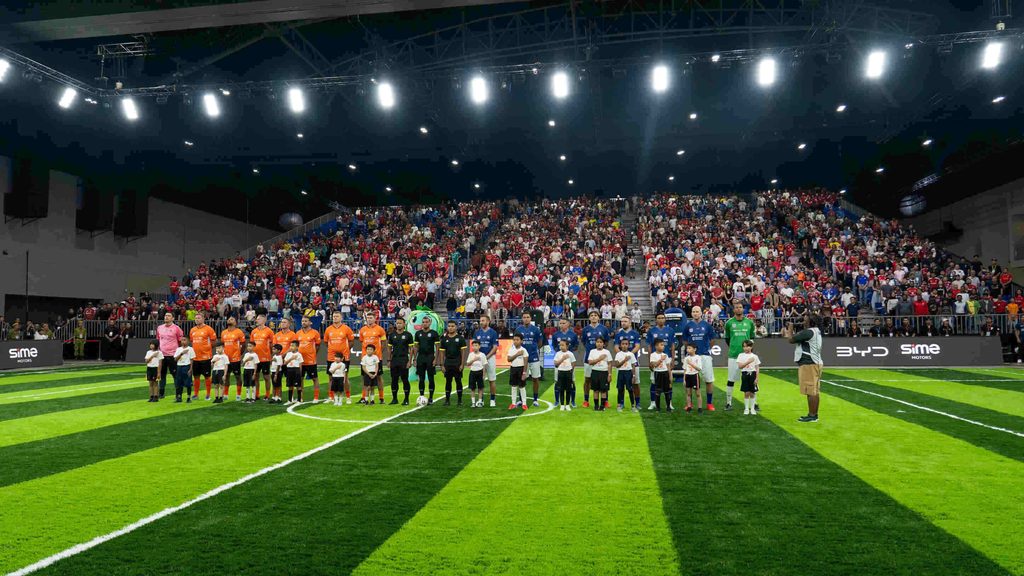 Upacara pembukaan perlawanan bola sepak AllStar BYD Sime Motors di MITEC Kuala Lumpur